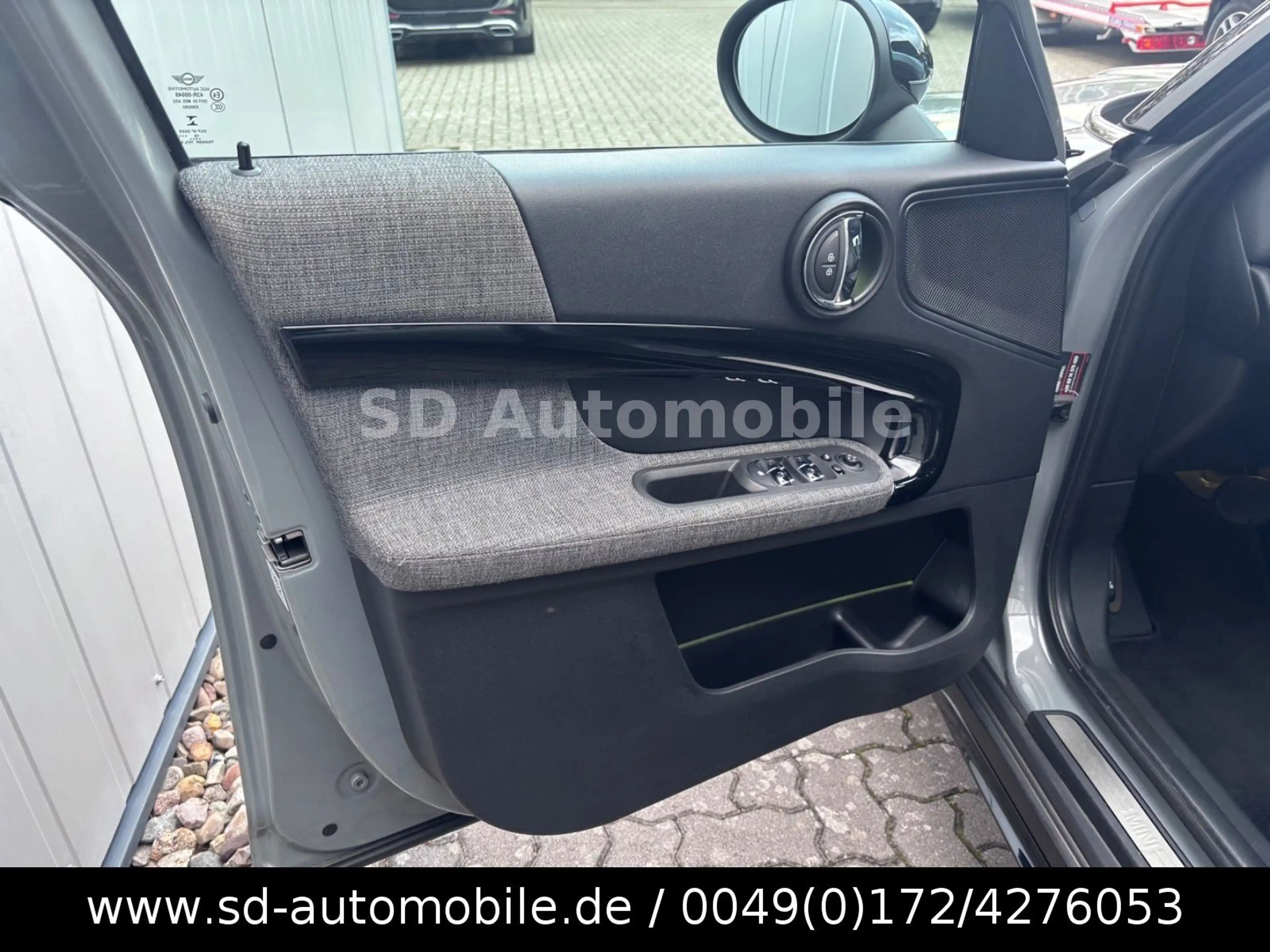 MINI Cooper D Countryman AHK+LED+18"+PANO+KAMERA — photo 13