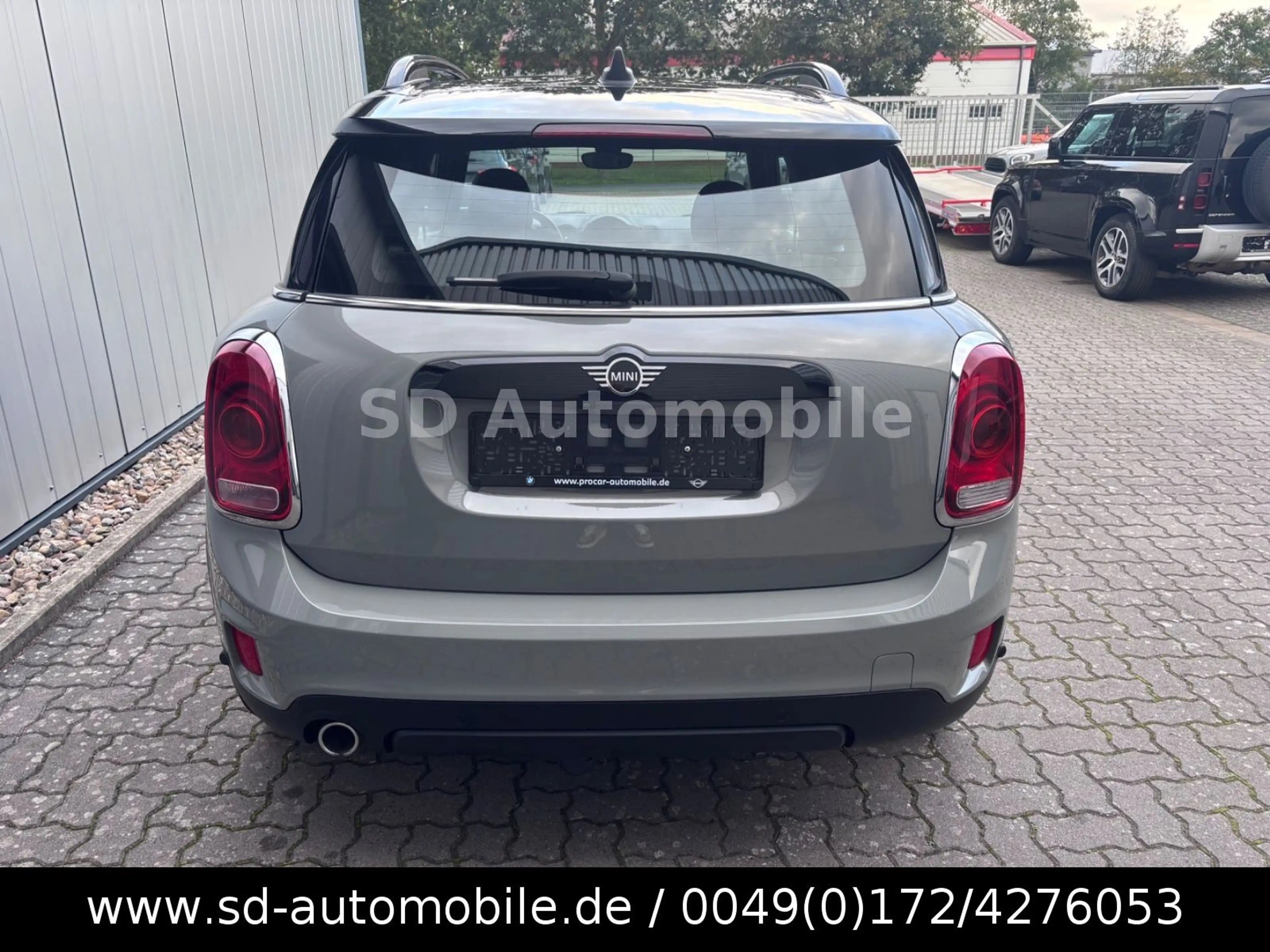 MINI Cooper D Countryman AHK+LED+18"+PANO+KAMERA — photo 5