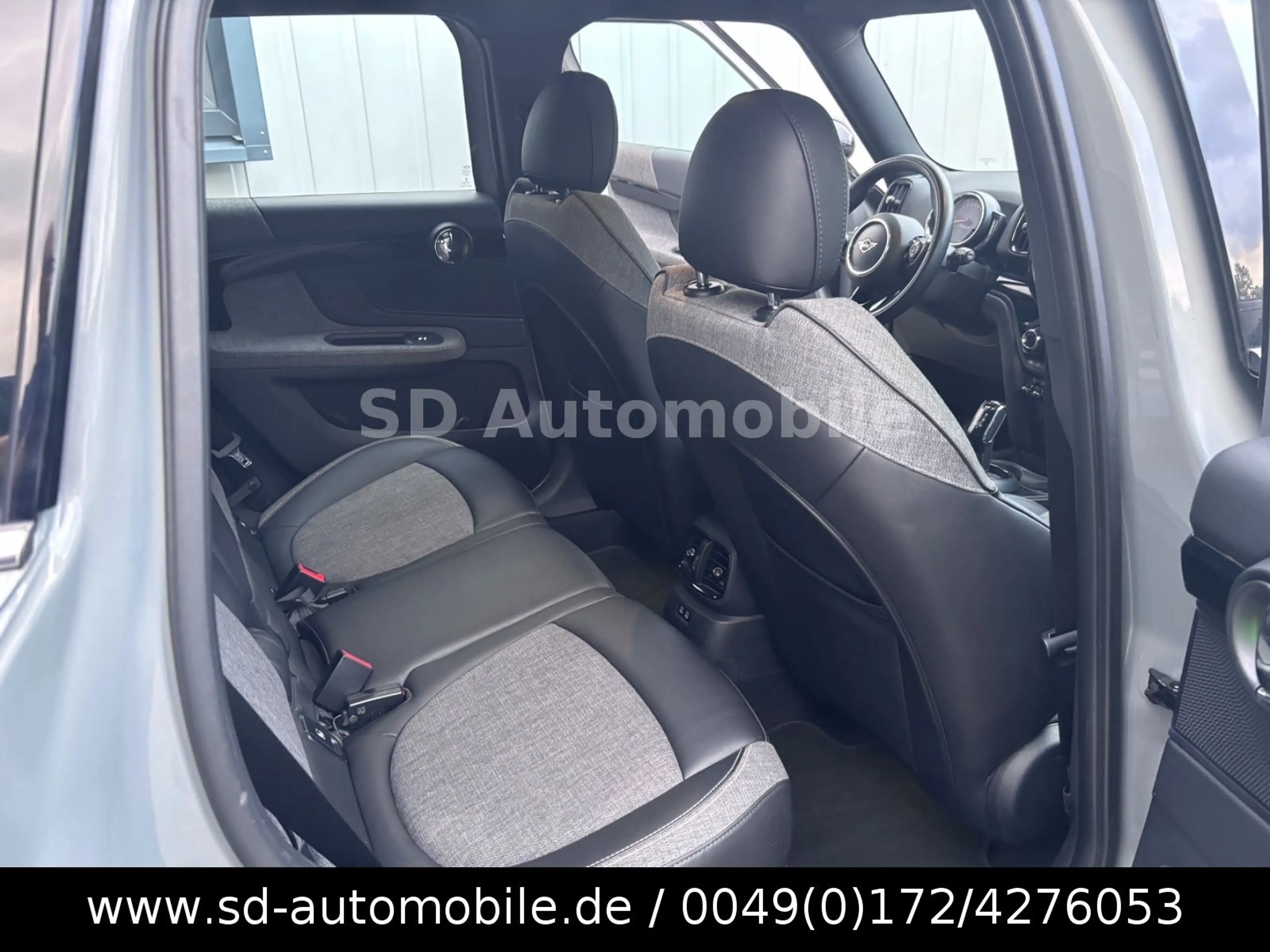 MINI Cooper D Countryman AHK+LED+18"+PANO+KAMERA — photo 16