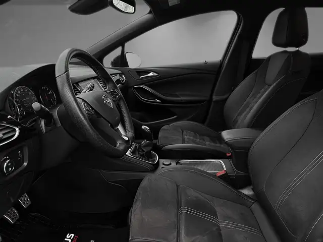 Opel Astra view 7