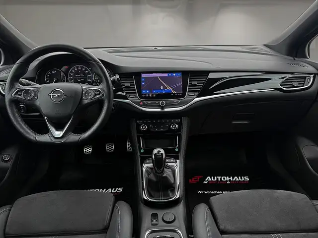 Opel Astra view 9