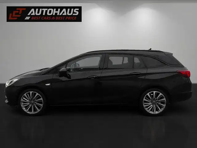 Opel Astra view 2