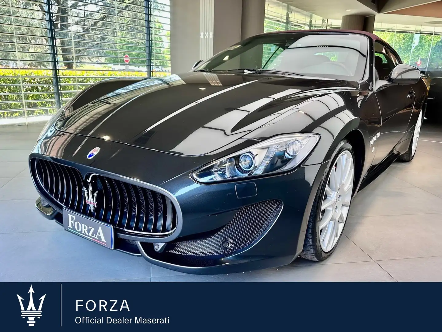 Maserati GranCabrio Grancabrio 4.7 Sport auto Grau - 1