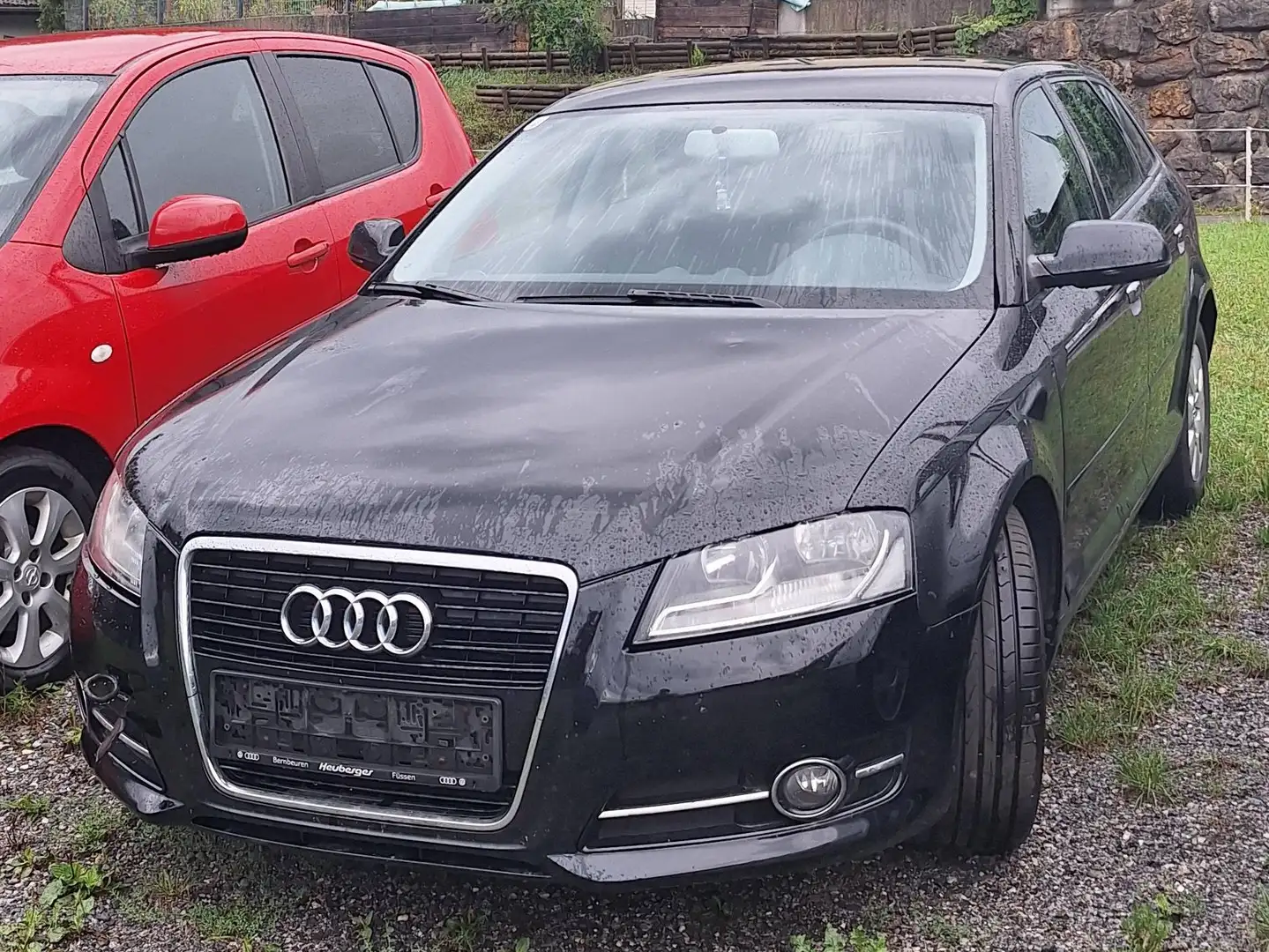 Audi A3 A3 SB 1,6 TDI DPF e mit Motorschaden!! Schwarz - 1