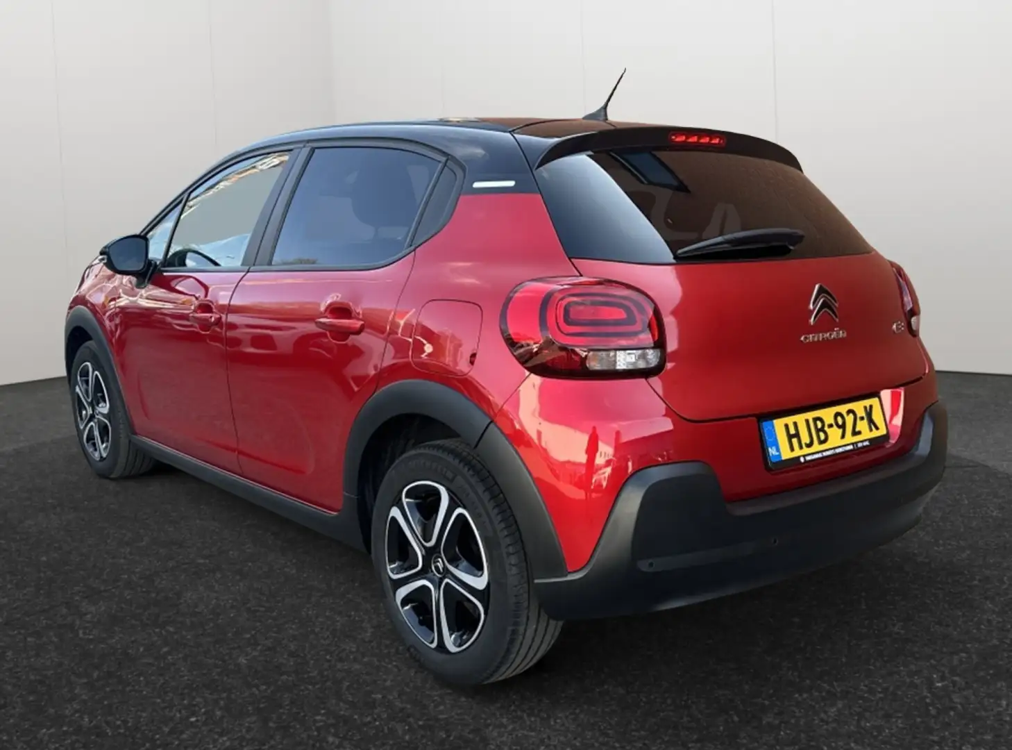 Citroen C3 1.2 PT Feel Edition BONJOUR STIJL & COMFORT! Rood - 2