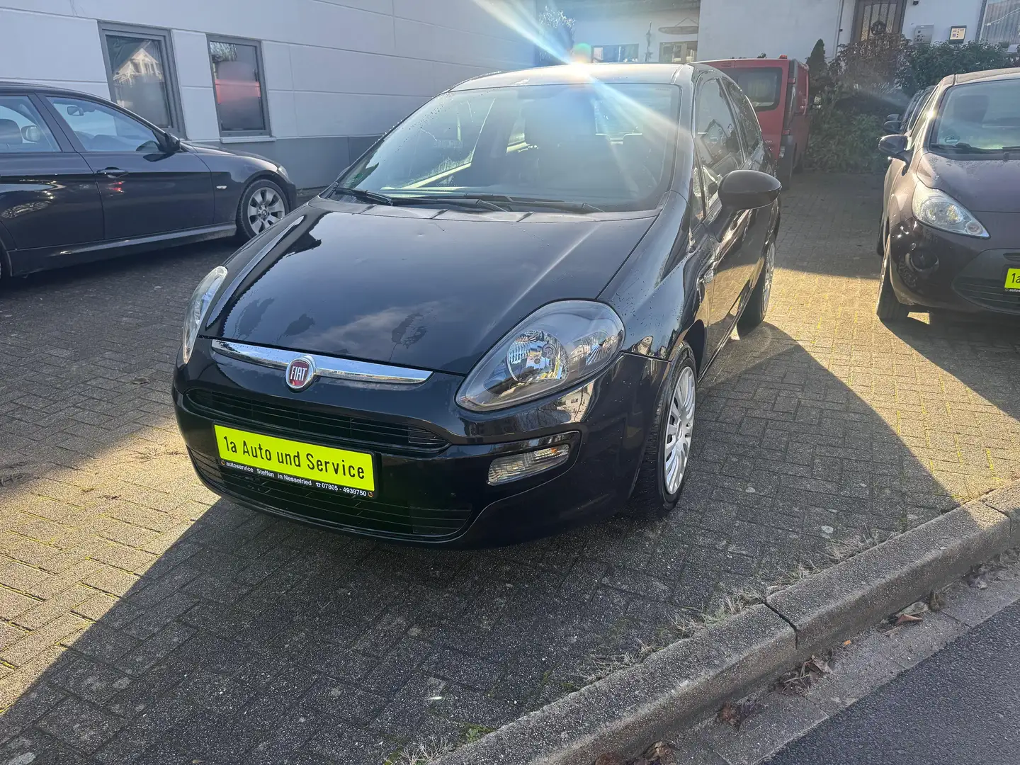 Fiat Punto MyLife 1st Hand Klima El Fenster Allwetterreifen Negru - 1