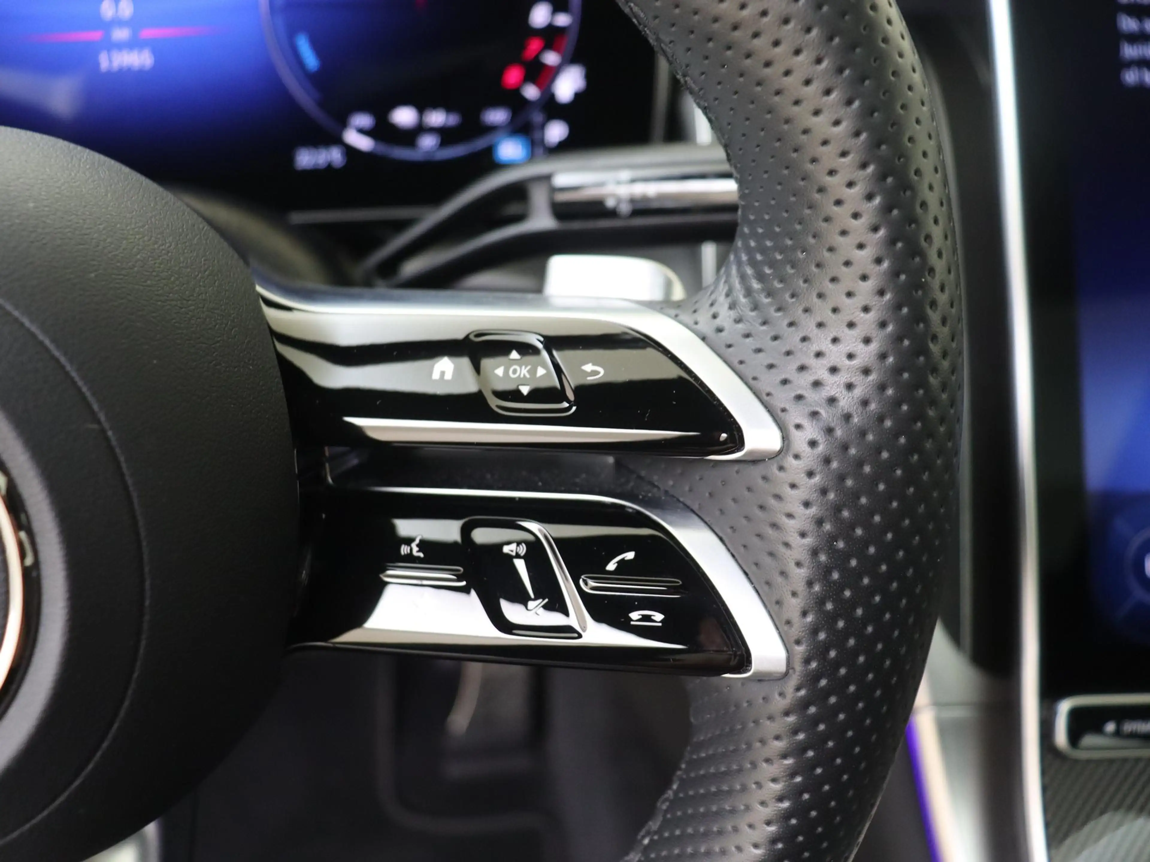 Mercedes-Benz GLC 400 Coupé 400e 4MATIC Business Solution AMG / Panorama — photo 12
