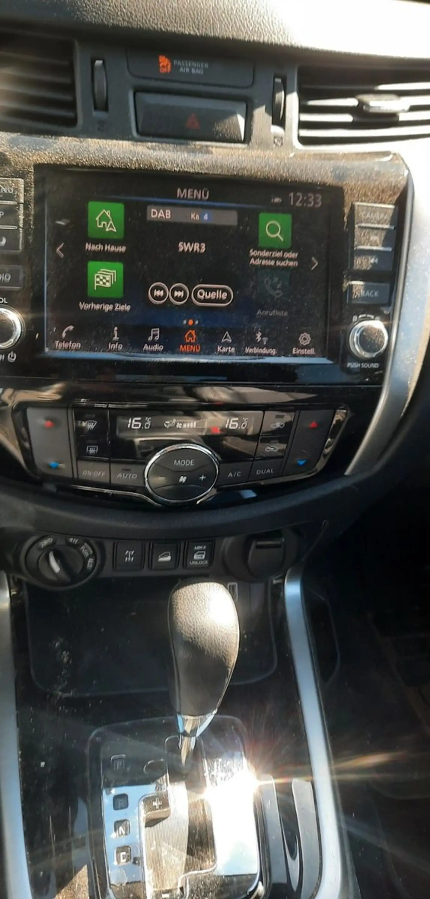 Nissan Navara NP300 N-Guard Double Cab 4x4 AHK — photo 13