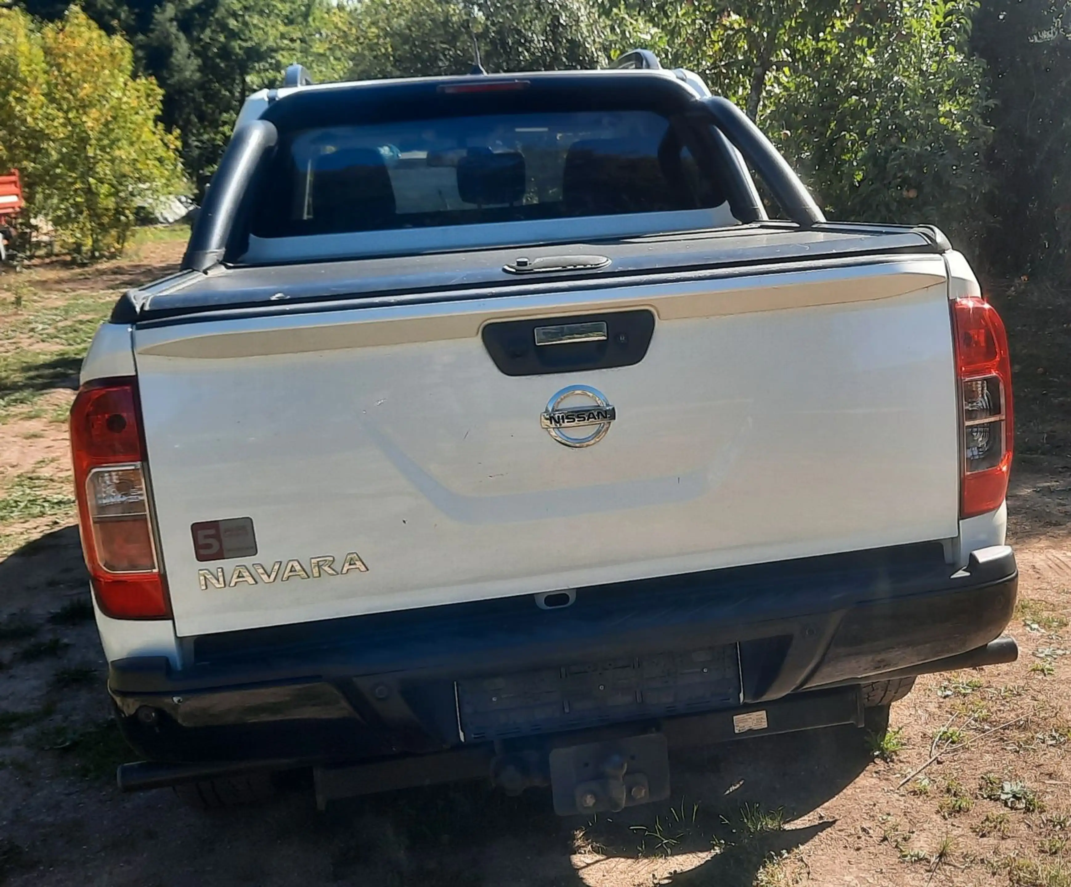 Nissan Navara NP300 N-Guard Double Cab 4x4 AHK — photo 6