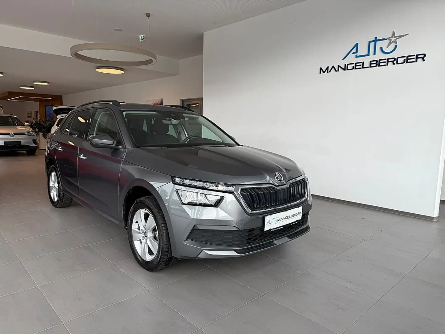 Skoda Kamiq 1,0 TSI Ambition Grau - 1