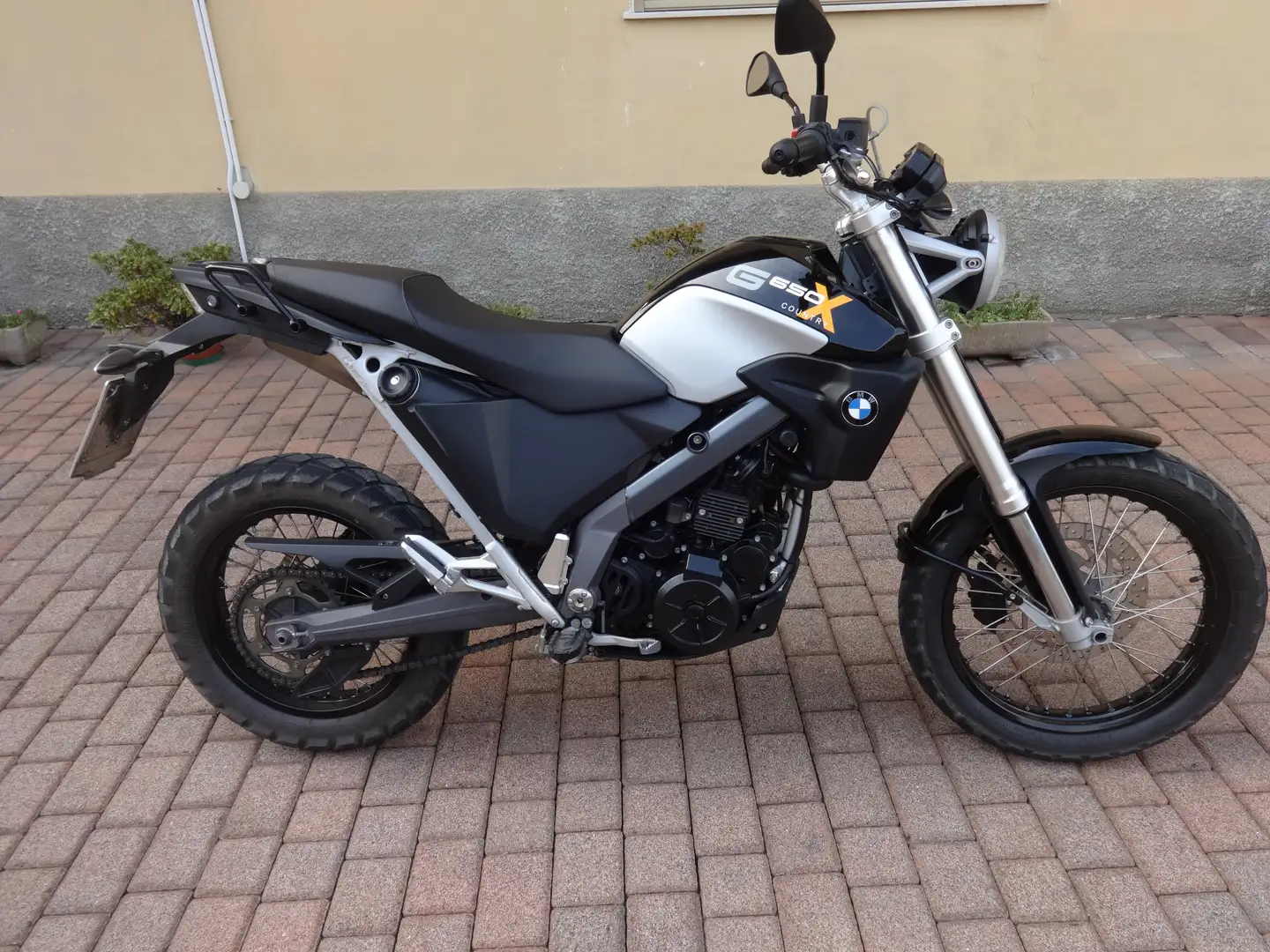 BMW G 650 Xcountry Noir - 1