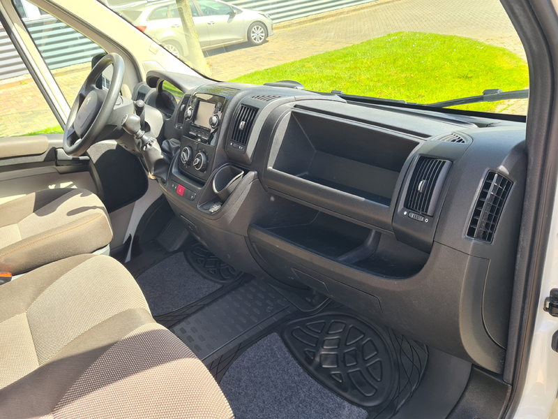 Peugeot Boxer 335 2.0 BlueHDI L2H2 Premium 130PK /Trekhaak/Parke — photo 14