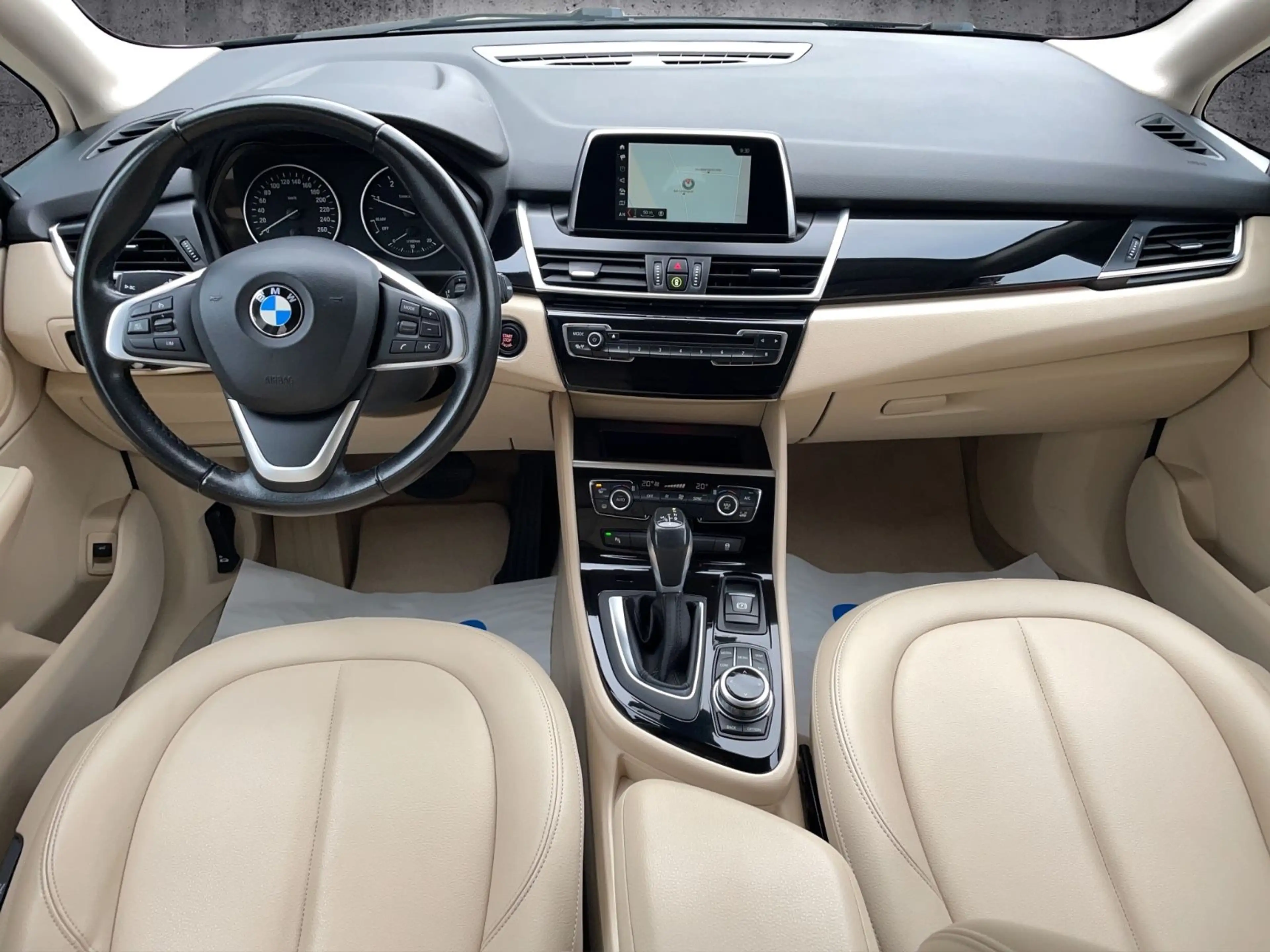 BMW 216 d Active Tourer 216 d Automatik*NAVI*LED*PDC — photo 11
