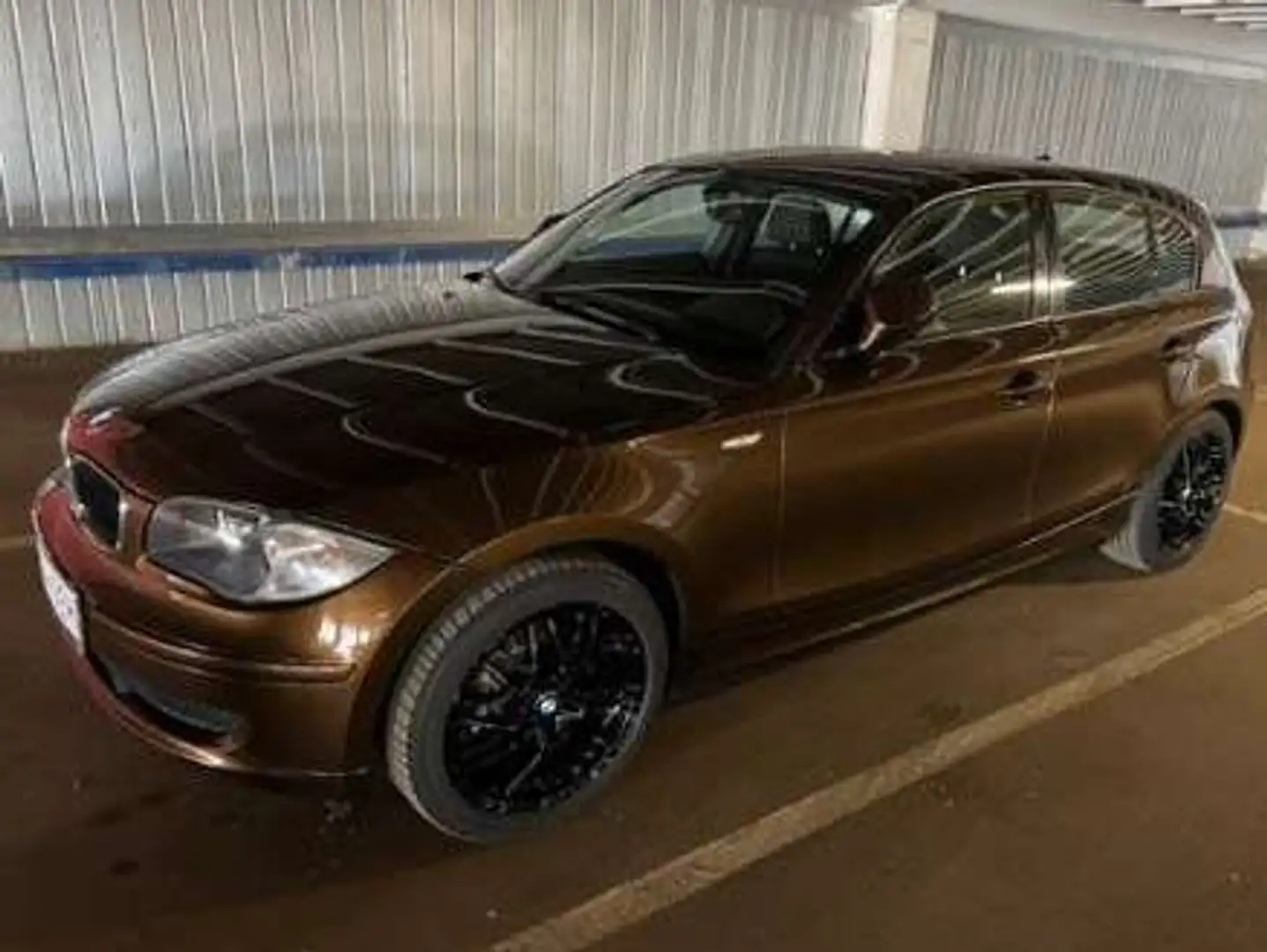 BMW 116 116i Braun - 2