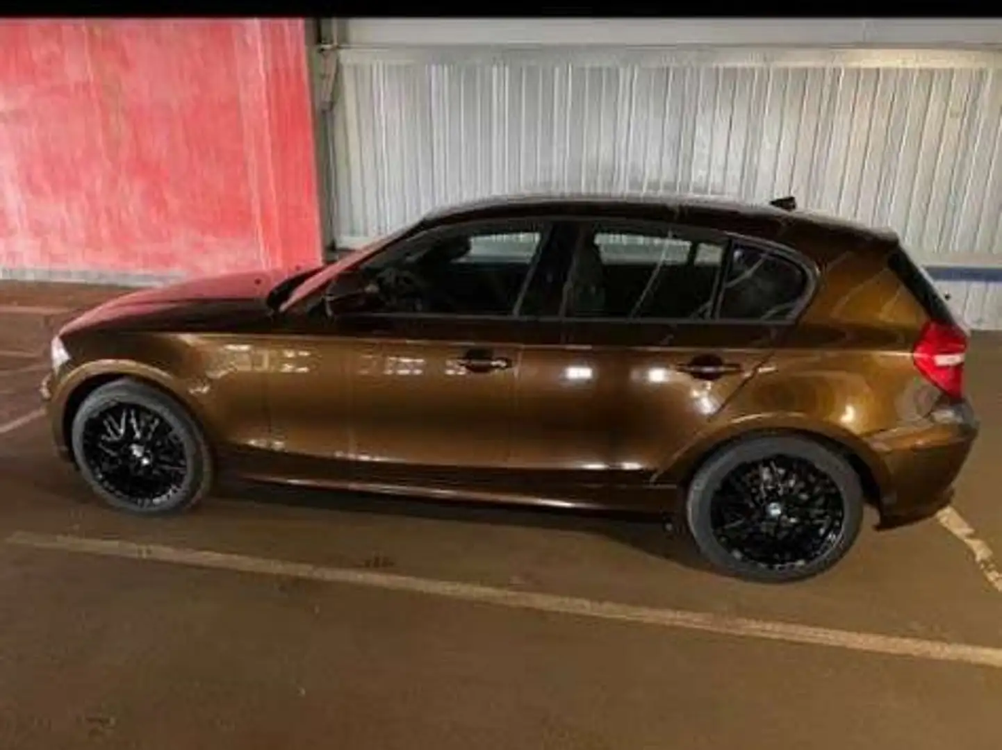 BMW 116 116i Braun - 1