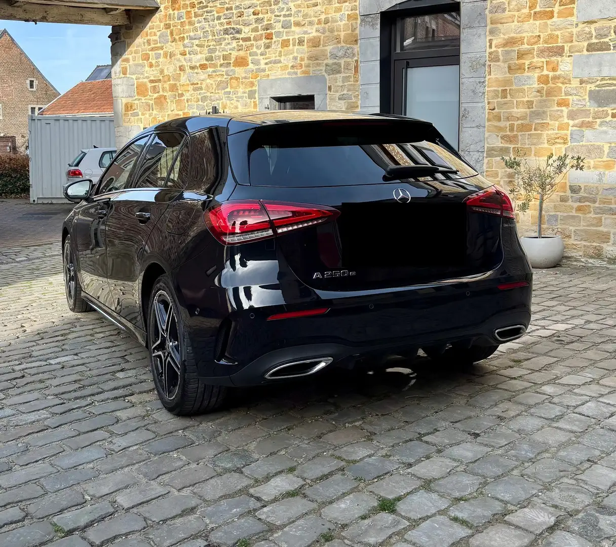 Mercedes-Benz A 250 Pack AMG Line - 1