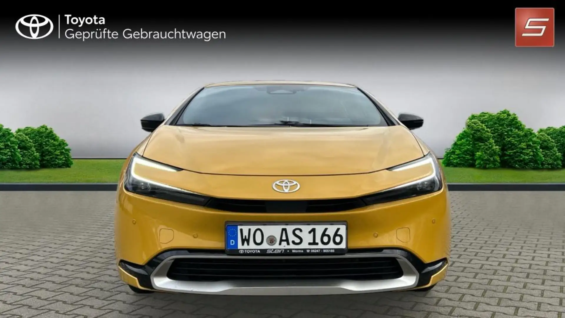 Toyota Prius Plug-in Hybrid Executive Or - 2