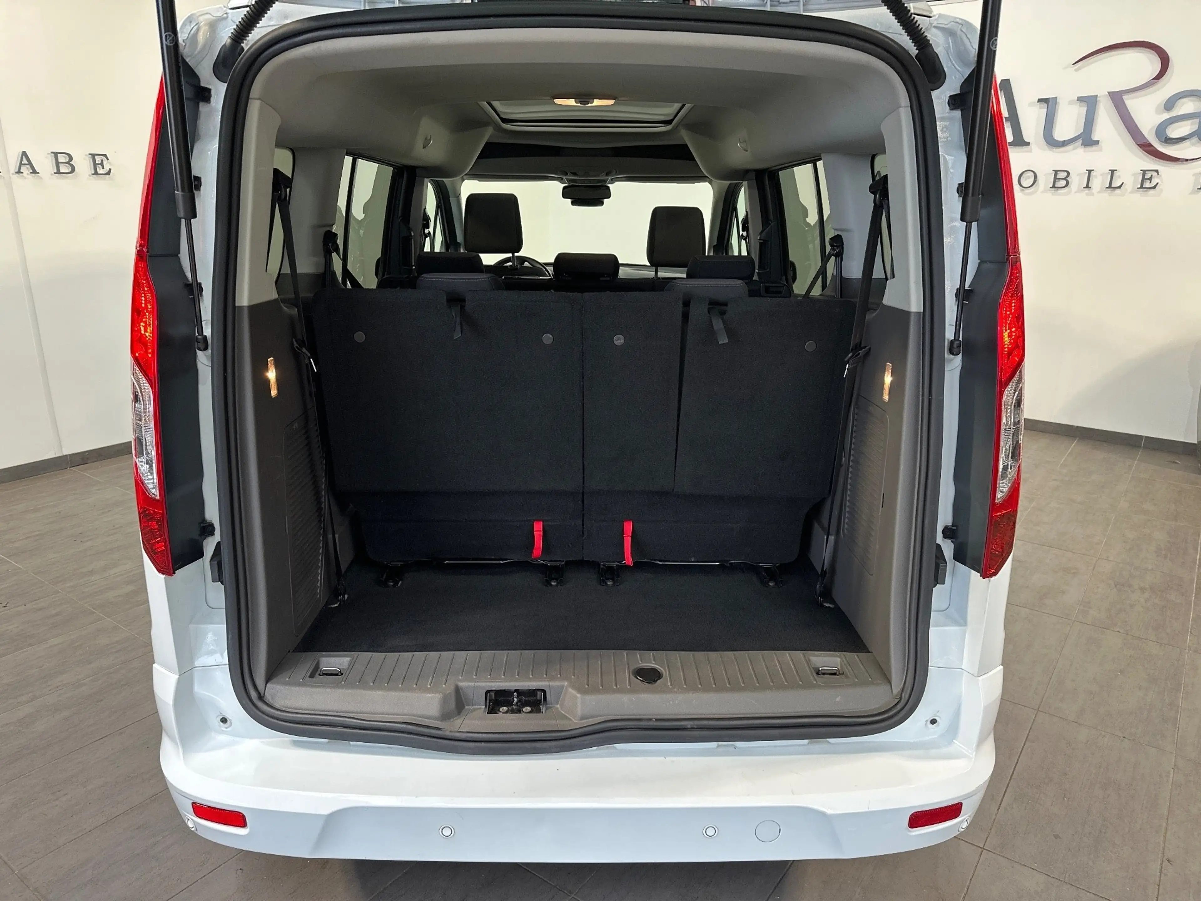 Ford Grand Tourneo Connect 1.5 Aut. Titanium 7-Sitzer NAV+PANO+KAM — photo 8