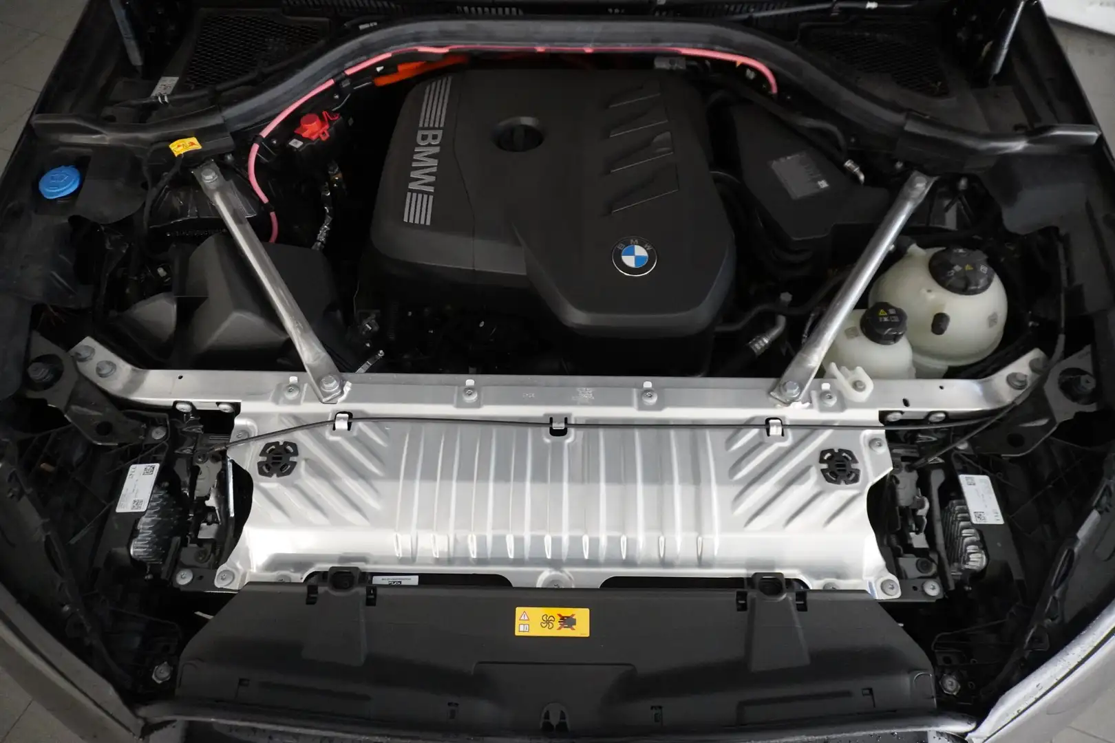 BMW X3 30e xDrive Grau - 2