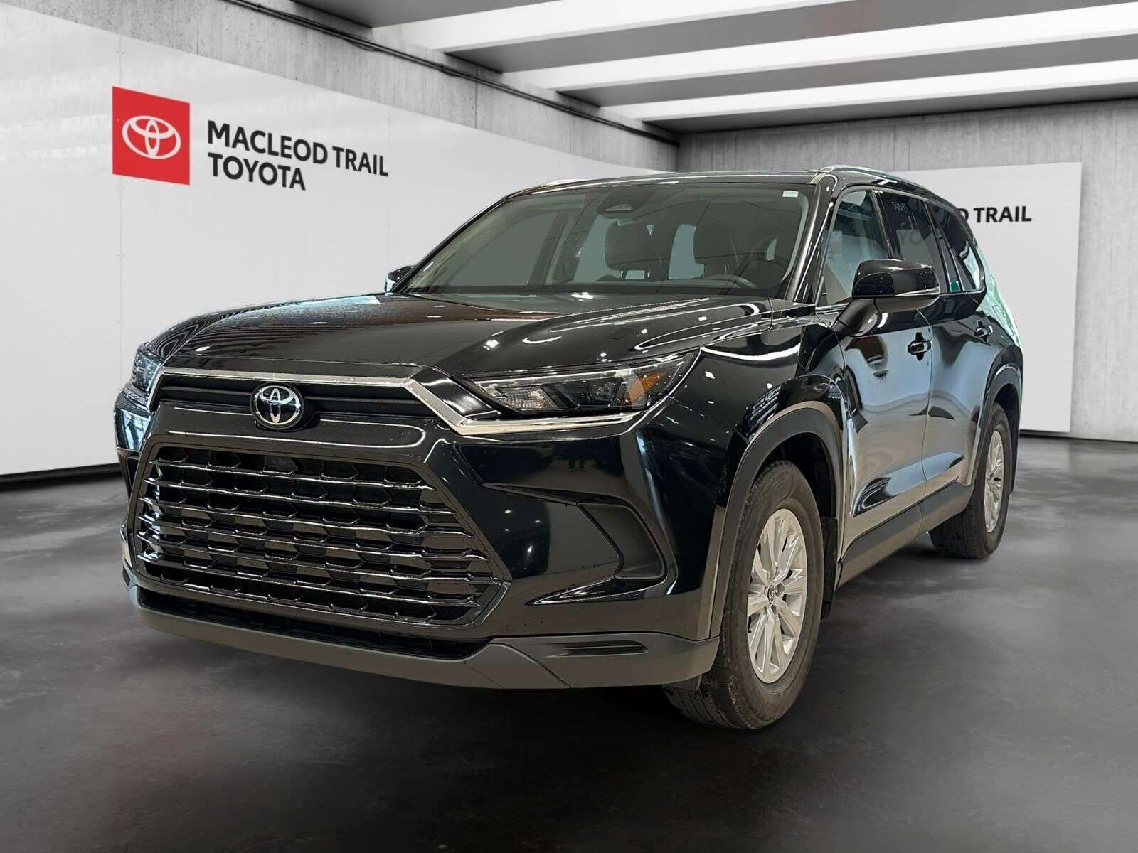 2025 Toyota Grand Highlander XLE AWD | No Accidents | 8-Pass, Leather, Heated S
