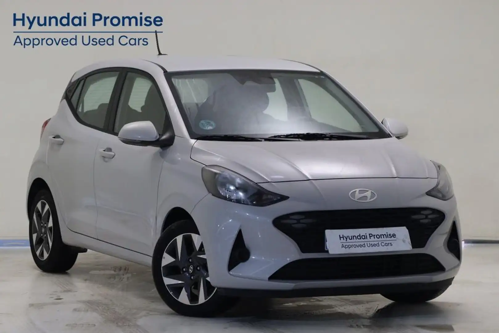 Hyundai i10 1.0 MPI Klass Gris - 2
