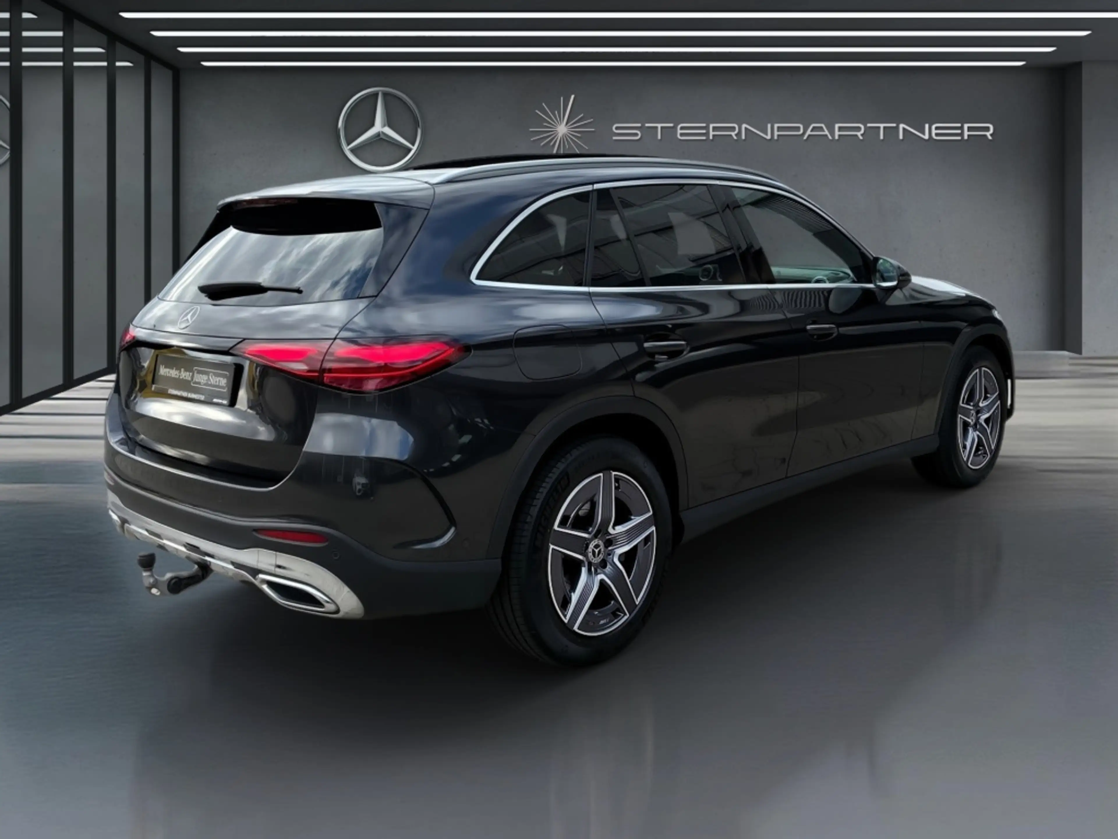 Mercedes-Benz GLC 220 d 4M AMG+PANO-SHD+AHK+MEMORY+LED+KAMERA — photo 12