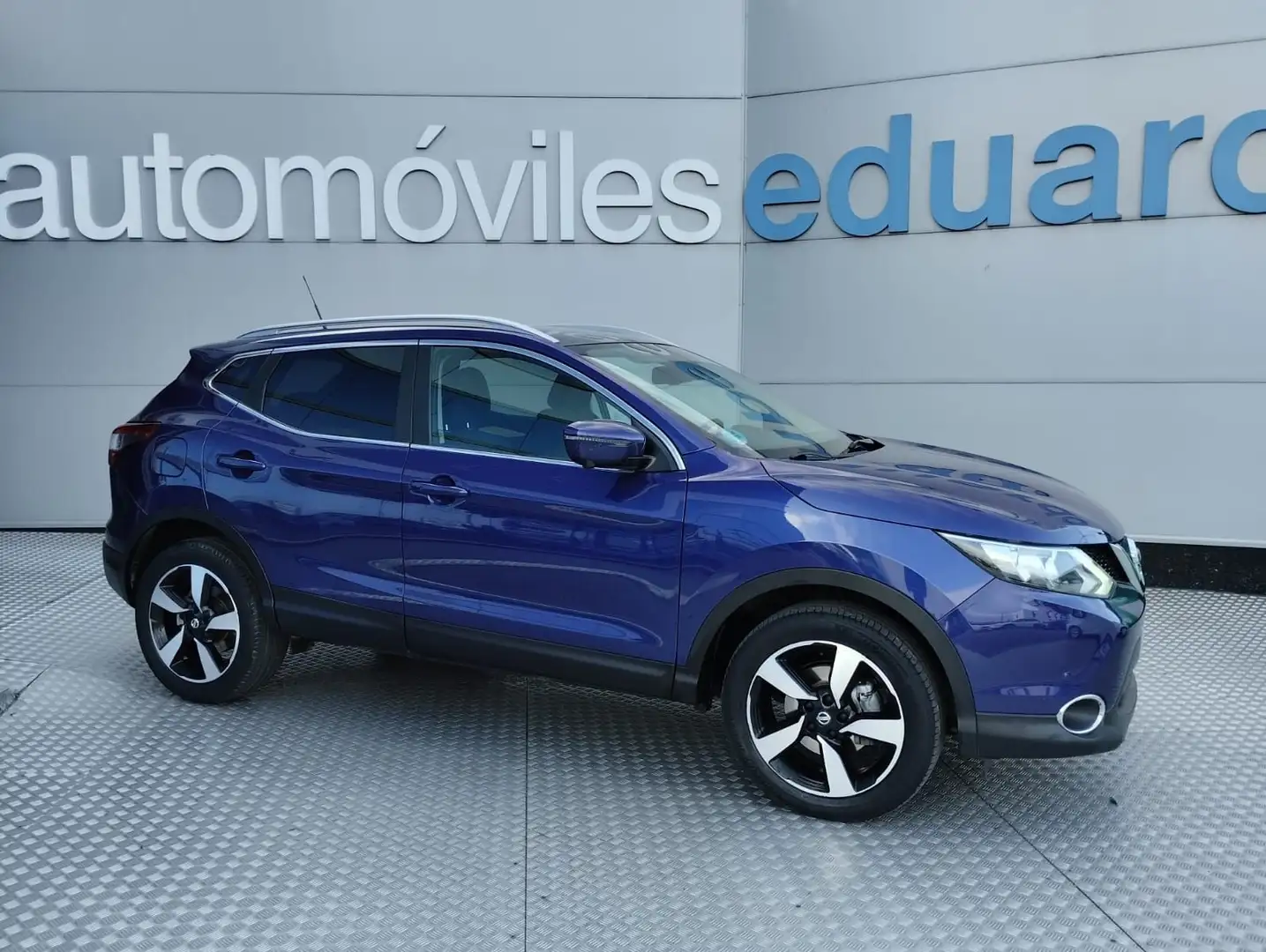 Nissan Qashqai 1.6dCi N-Connecta 4x2 Azul - 1