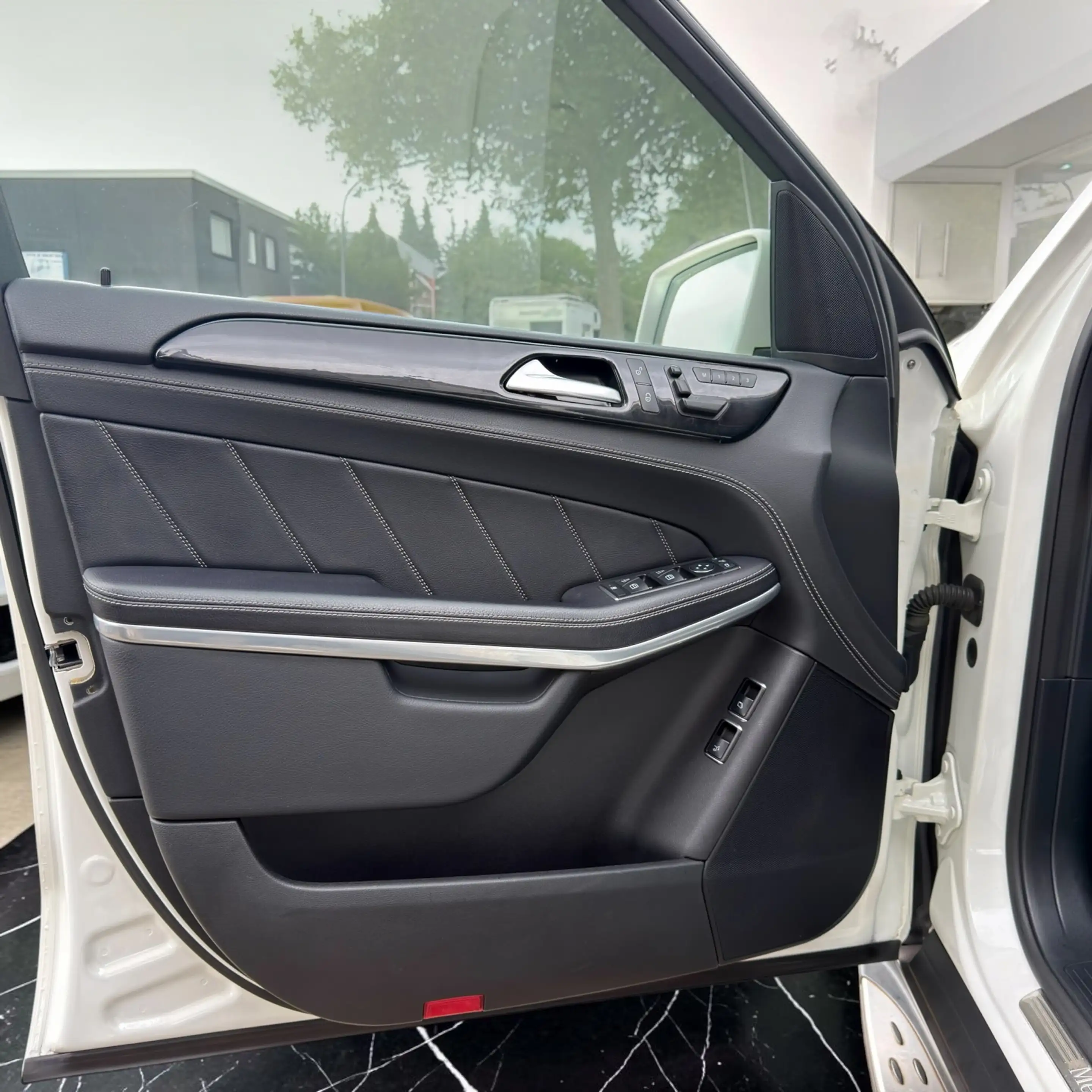 Mercedes-Benz GL 500 AMG Line*4matic*Panorama*Sitzbelüftung*VOLL — photo 6