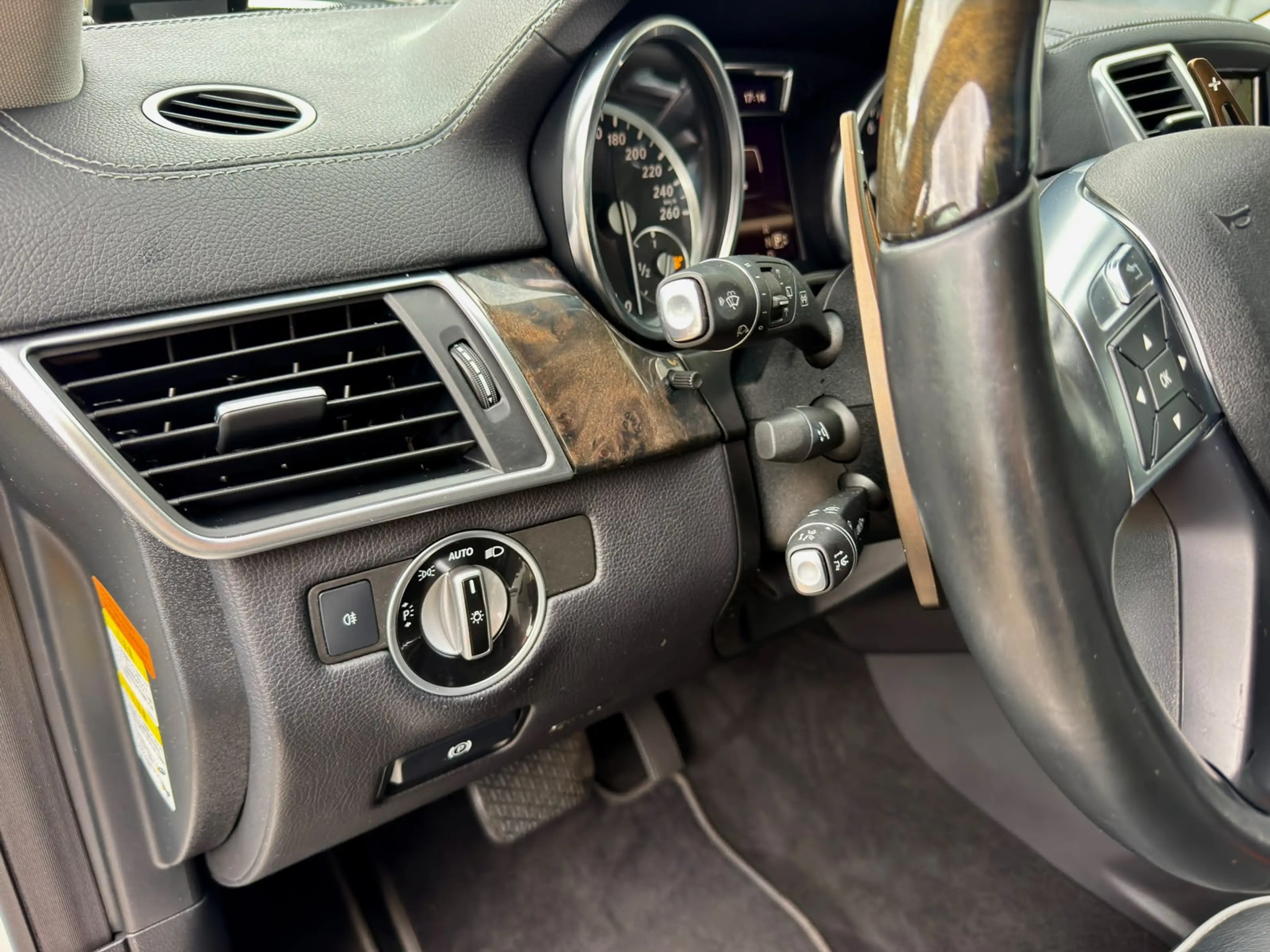 Mercedes-Benz GL 500 AMG Line*4matic*Panorama*Sitzbelüftung*VOLL — photo 7
