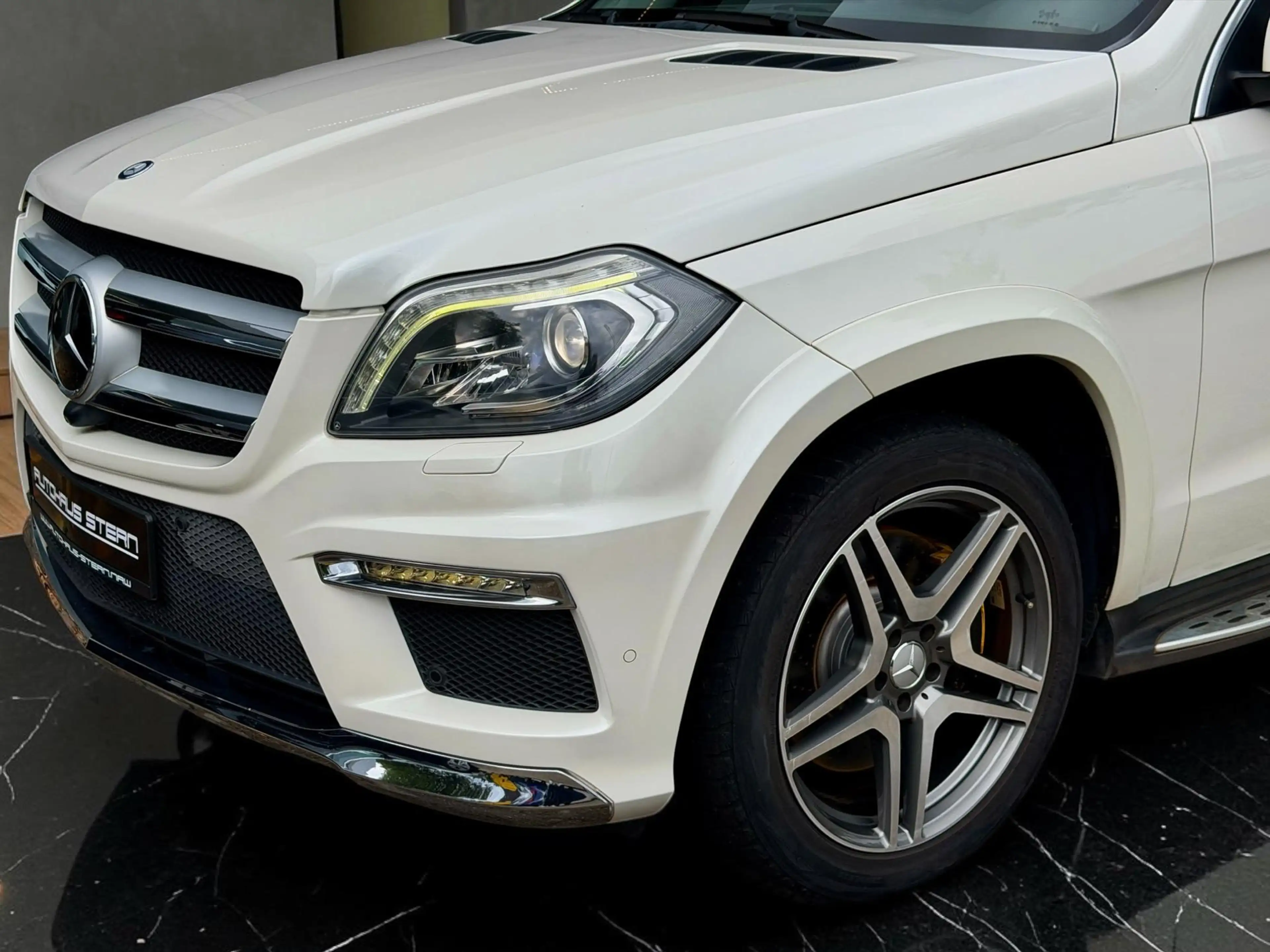 Mercedes-Benz GL 500 AMG Line*4matic*Panorama*Sitzbelüftung*VOLL — photo 5