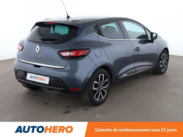Renault Clio view 6