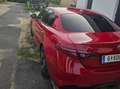 Alfa Romeo Giulia Giulia Veloce 2,0 280 ATX AWD Veloce Rot - thumbnail 2