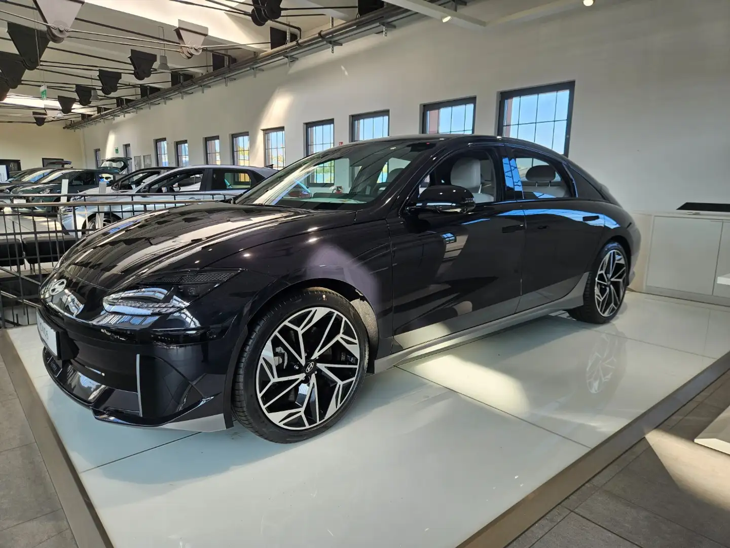 Hyundai IONIQ 6 UNIQ Elektro Kék - 2