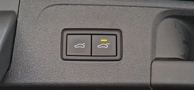 Volkswagen Passat view 10