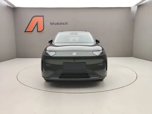 Leapmotor B03X view 2