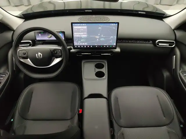 Leapmotor B03X view 9