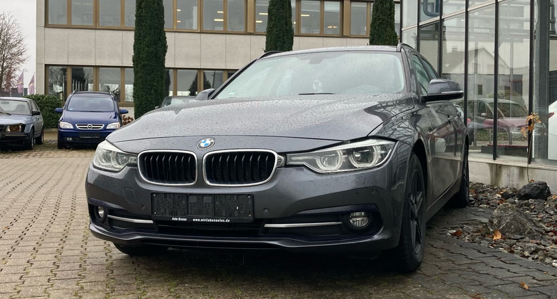 BMW 318 d Touring Sport Line Automatik Navi Alu PDC — photo 7