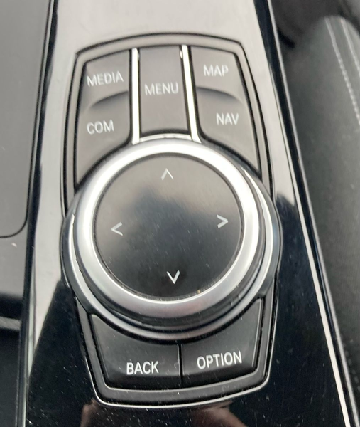 BMW 318 d Touring Sport Line Automatik Navi Alu PDC — photo 11