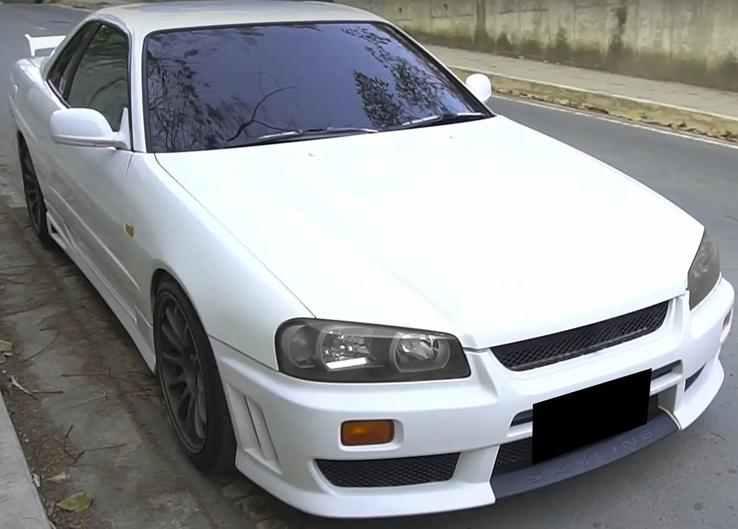 Nissan Skyline R34 GT-T Handschaltung Blanco - 2