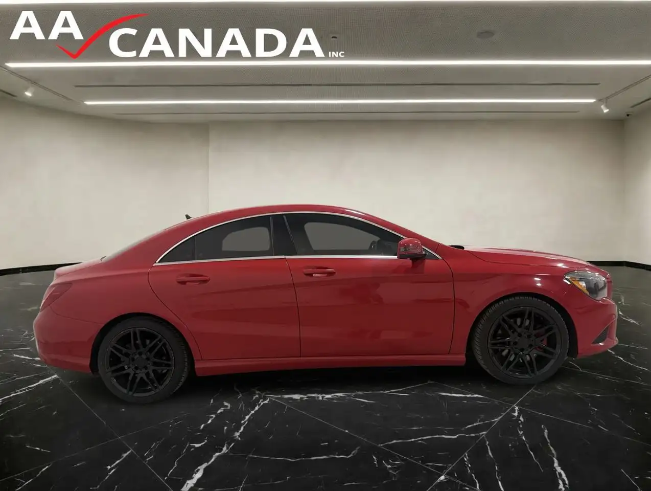 Mercedes-Benz CLA снимка Mercedes-Benz CLA