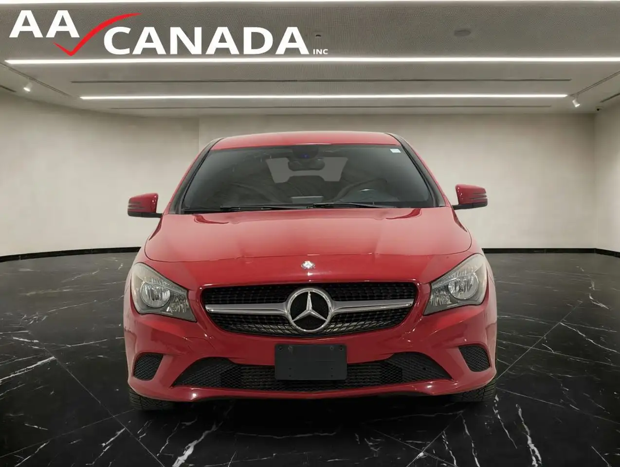 Mercedes-Benz CLA снимка Mercedes-Benz CLA