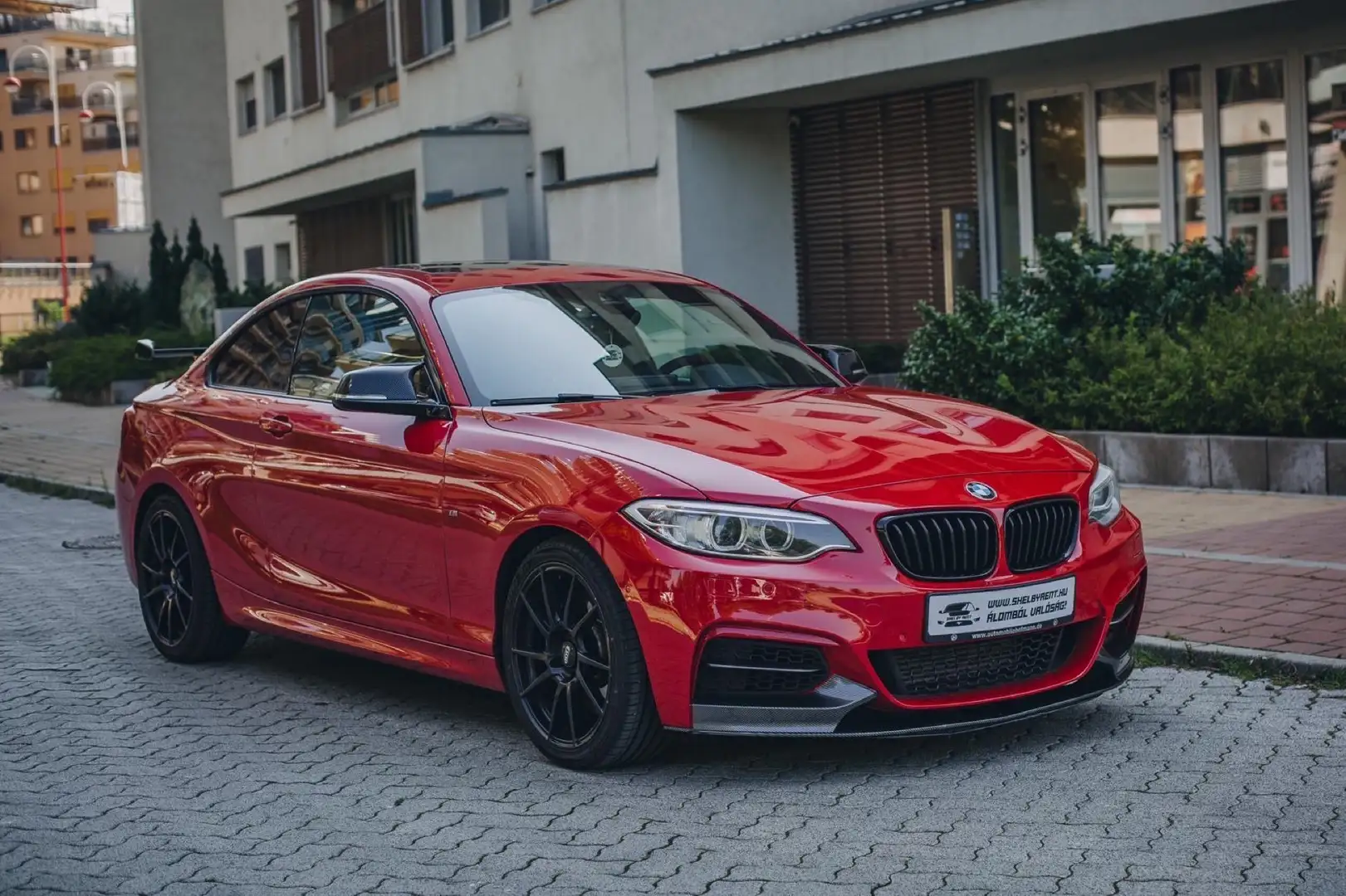 BMW 235 M235i Coupe Sport-Aut. Red - 1