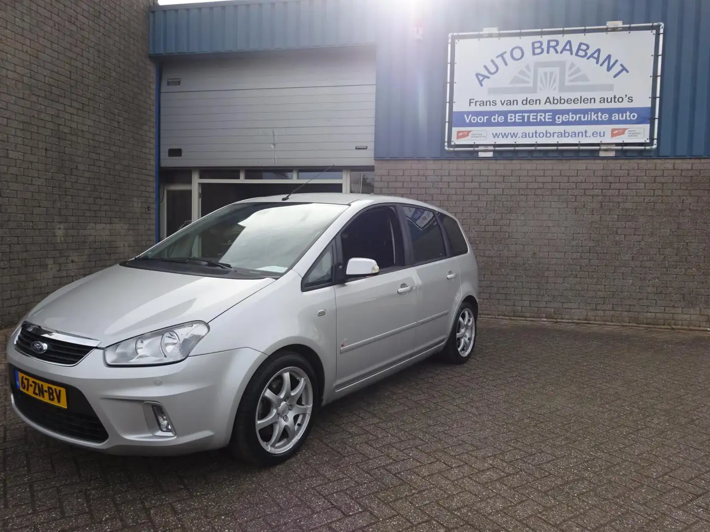 Ford C-Max 2.0-16V Ghia AUTOMAAT Gris - 1