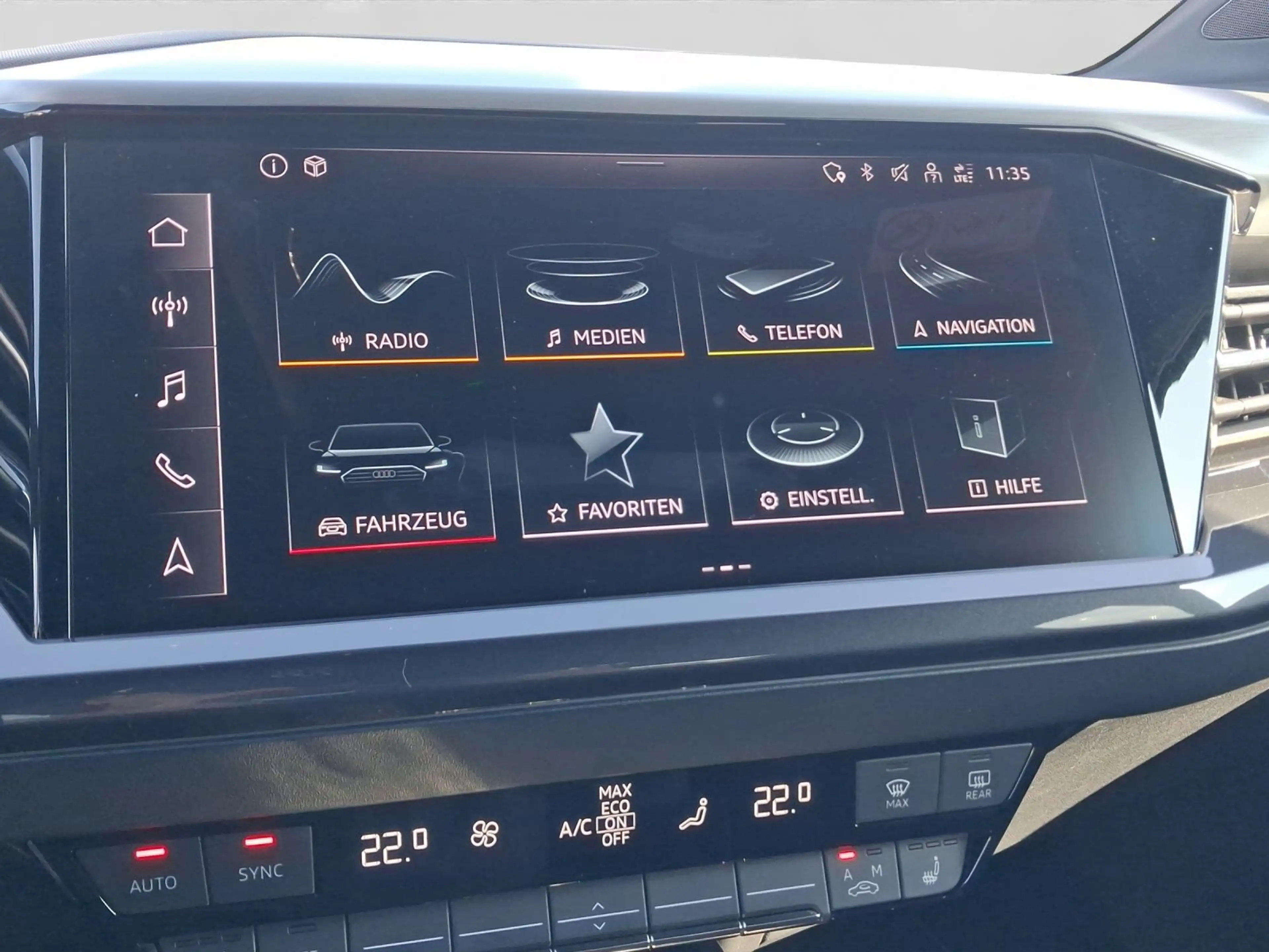 Audi Q4 e-tron Sportback 35 2x S LINE MATRIX NAVI+ — photo 16