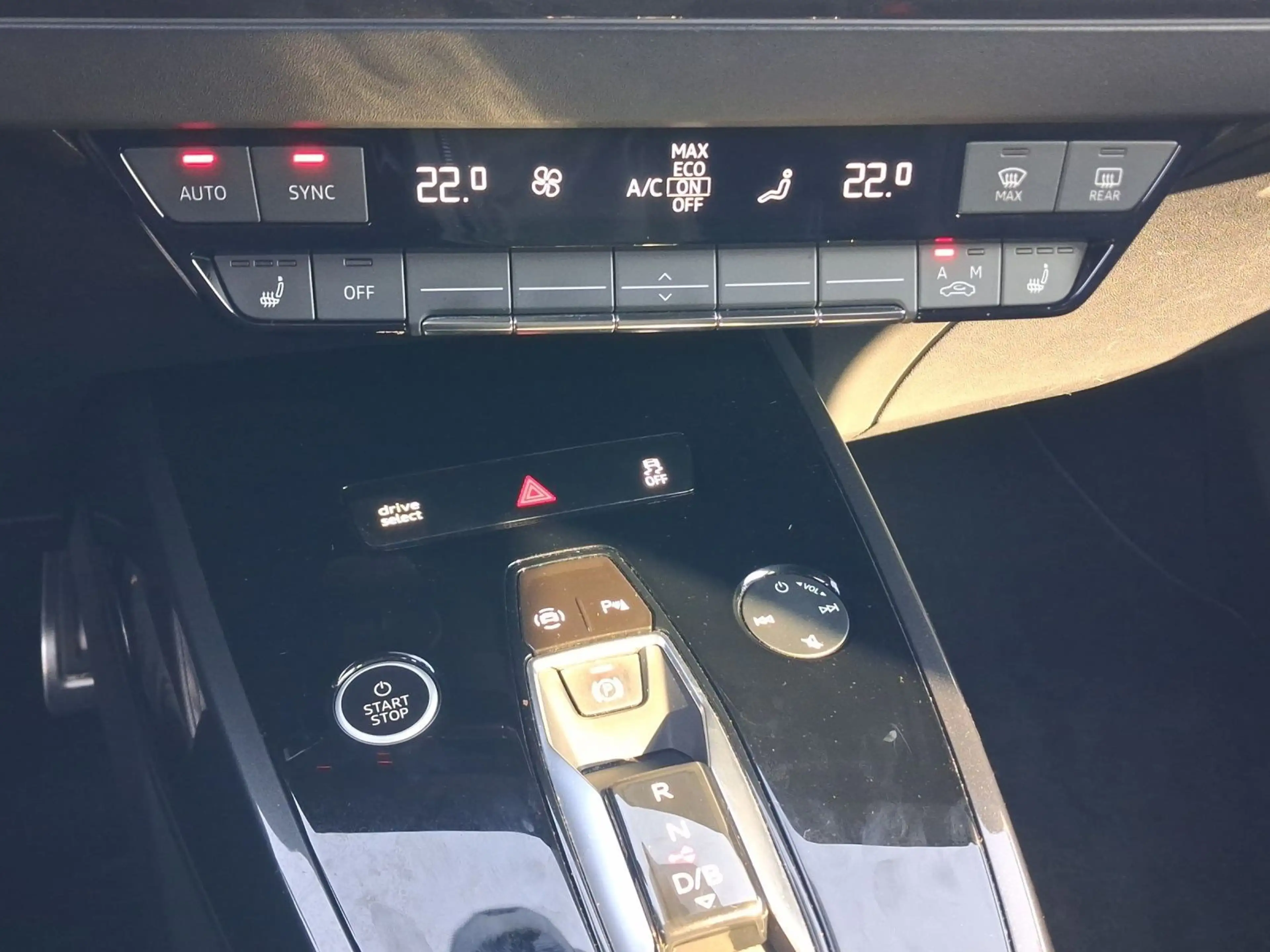 Audi Q4 e-tron Sportback 35 2x S LINE MATRIX NAVI+ — photo 15