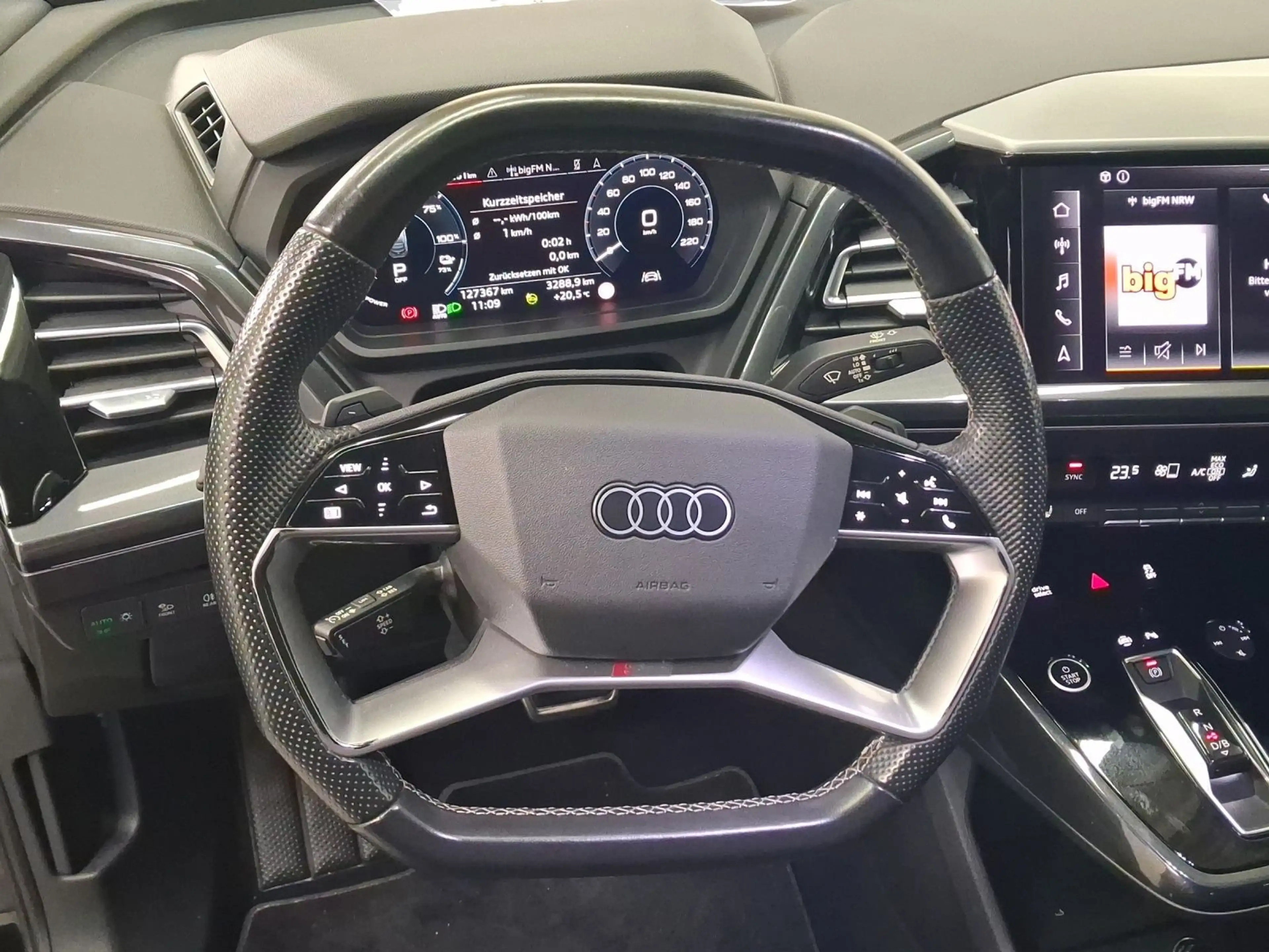 Audi Q4 e-tron Sportback 35 2x S LINE MATRIX NAVI+ — photo 9