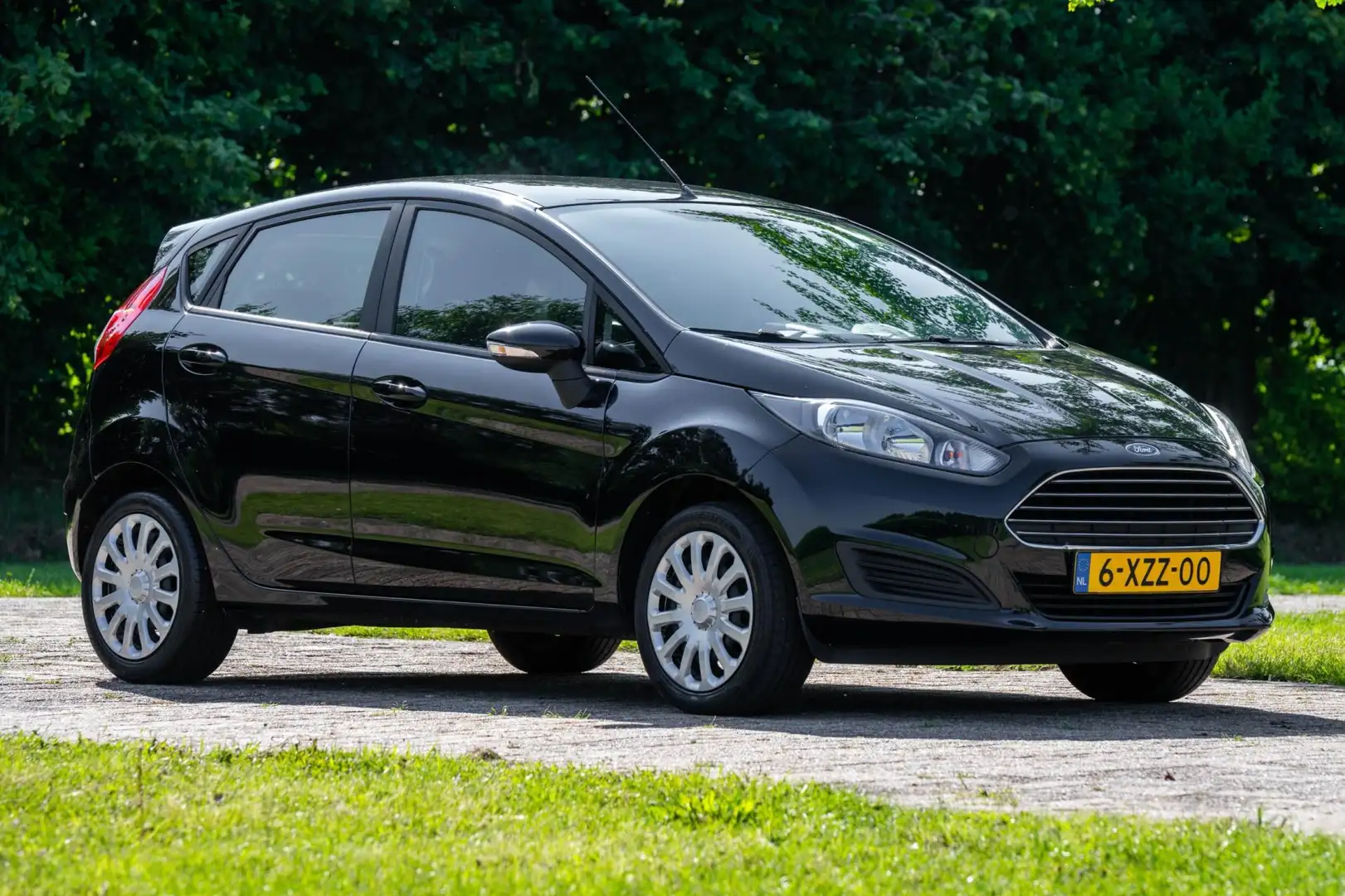Ford Fiesta 1.0 Style 54.300 km + NAP NL-auto Zwart - 2