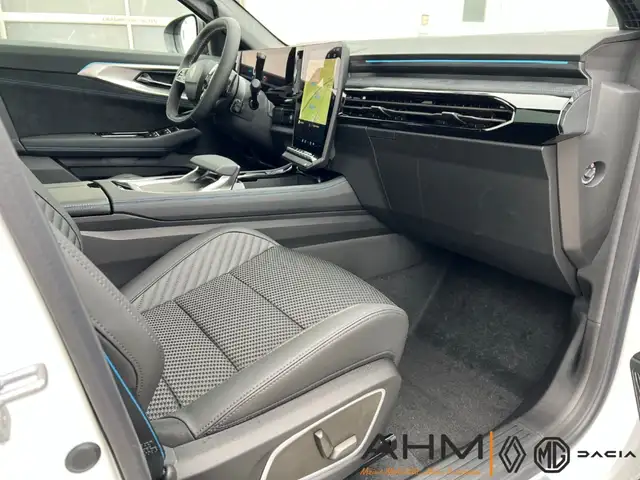 Renault Austral view 14