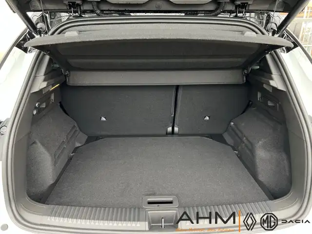 Renault Austral view 9