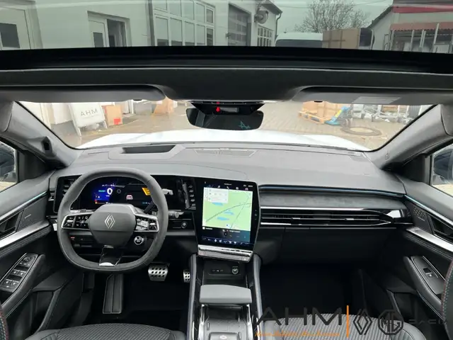 Renault Austral view 13